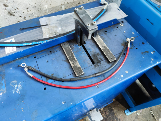 Преимущества армированных тормозных шлангов